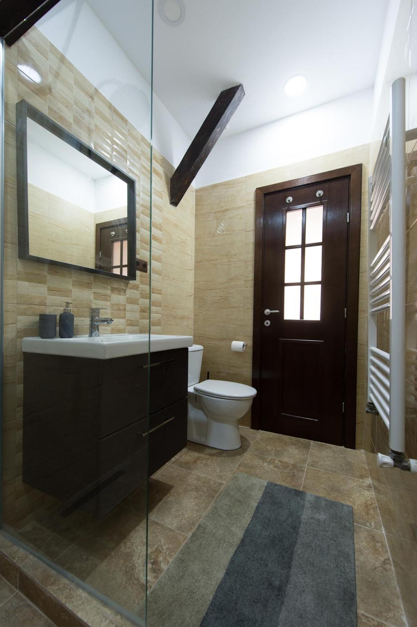 Lovely Brasov Flat With Patio And Mountain Views Zewnętrze zdjęcie